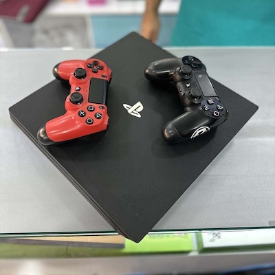 کنسول بازی سونی (استوک) 7016 PS4 PRO | حافظه 1 ترابایت اکانتی به همراه یک دسته اضافه
